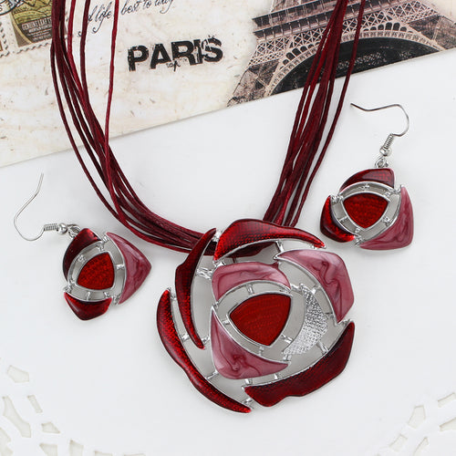 Vintage Enamel Jewelry Set Multilayer Leather Chain Hollow Round Gem Pendant Necklace Earrings Summer Jewelry Sets Women